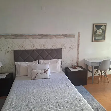 Casa de hóspedes Residencia Maria Jose *