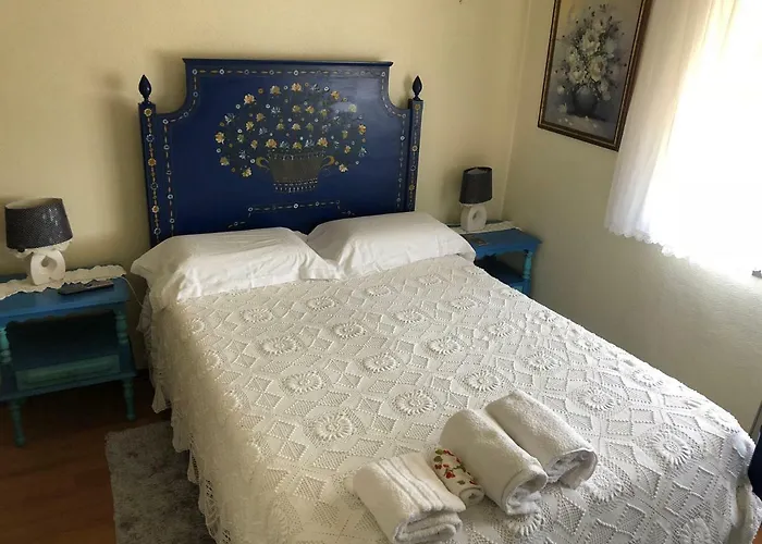 בית הארחה Residencia Maria Jose *